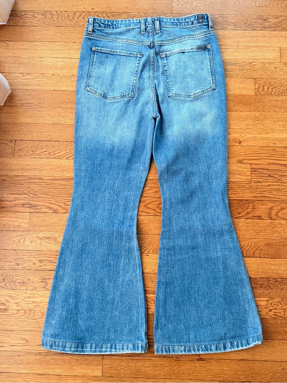 7 For All Mankind Light Blue High-Rise Flare Jeans - Picture 5 of 6